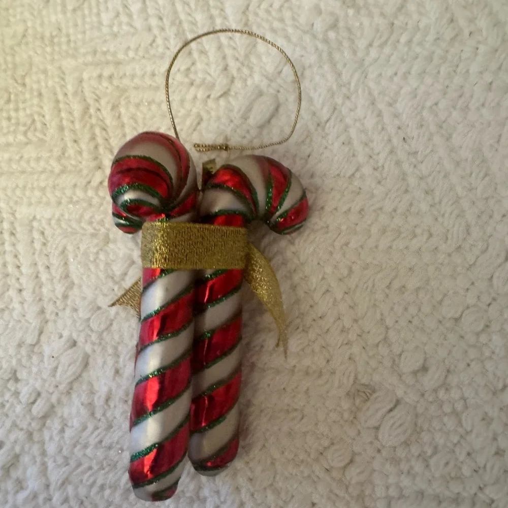 Fitz and Floyd Classics Trio of Candy Canes Ornament - Picture 2 of 5